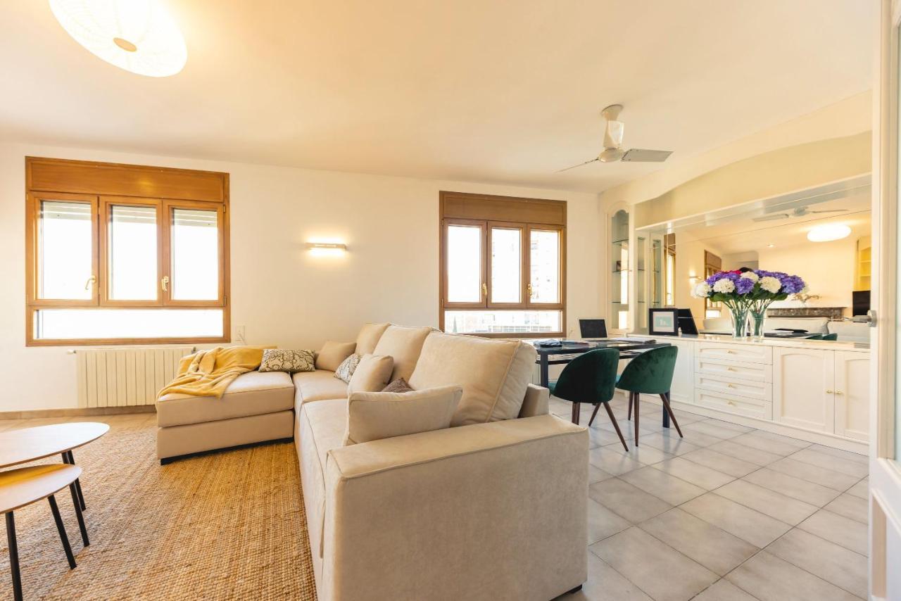 Bravissimo El Lleo, Bright 4-Bedroom Apartment Gerona Exterior foto